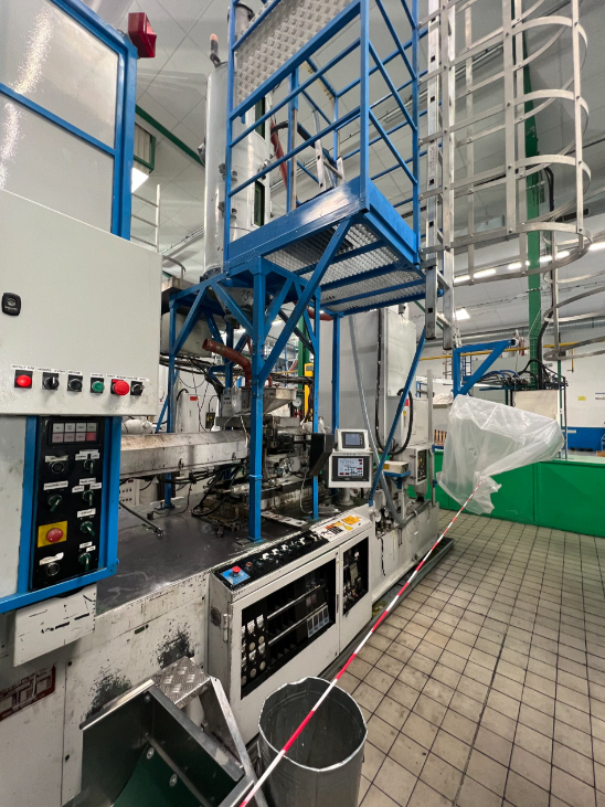 INJECTION SOUFFLAGE bi-orienté NISSEI ASB 250 EX H II