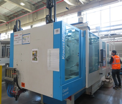 Presse à injecter KM 300-200 CX