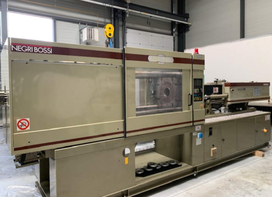 Presse à injecter NEGRI BOSSI NB 210T H 1130 DIMIEL
