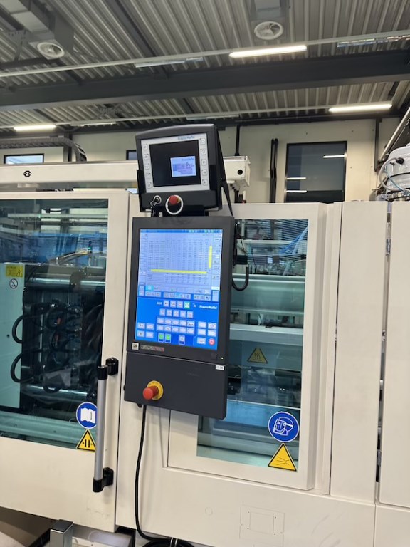 PRESSE A INJECTER 80T