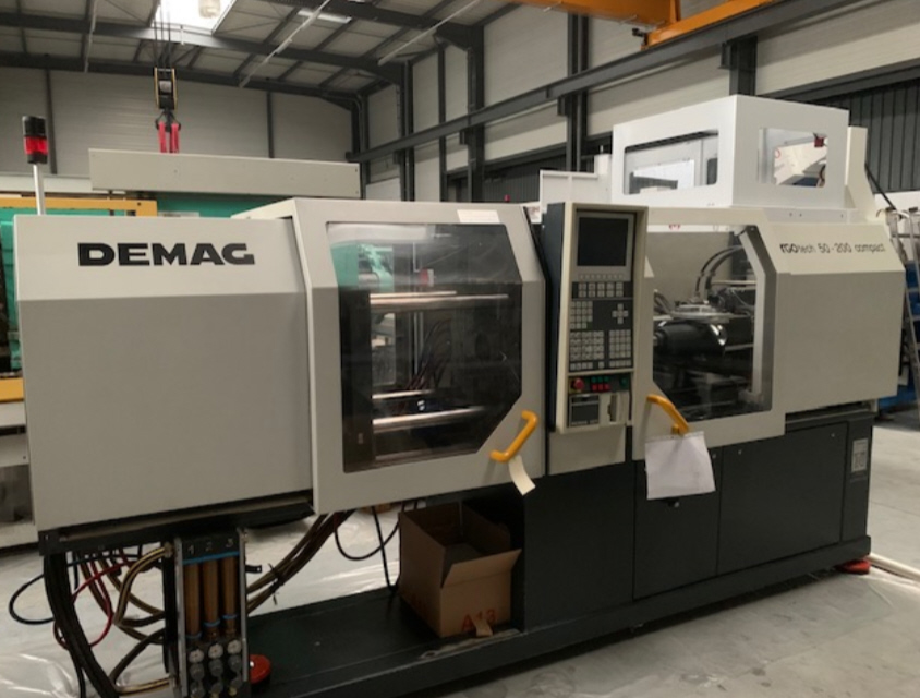 Presse à injecter DEMAG 50T 200 COMPACT NC4