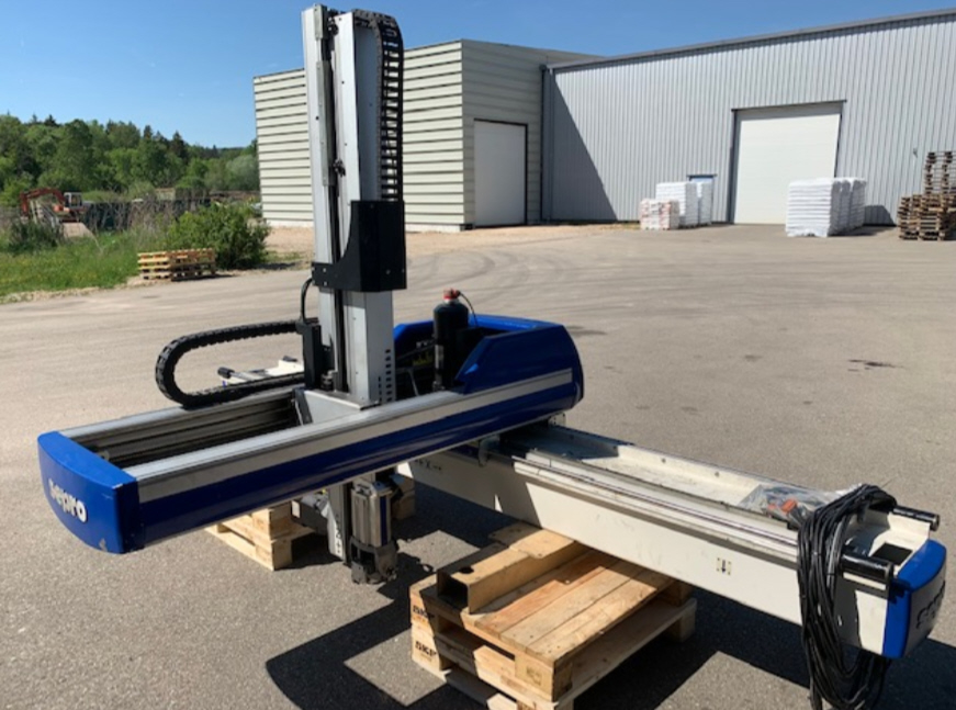 ROBOT SEPRO SR 4030 PROGRESS