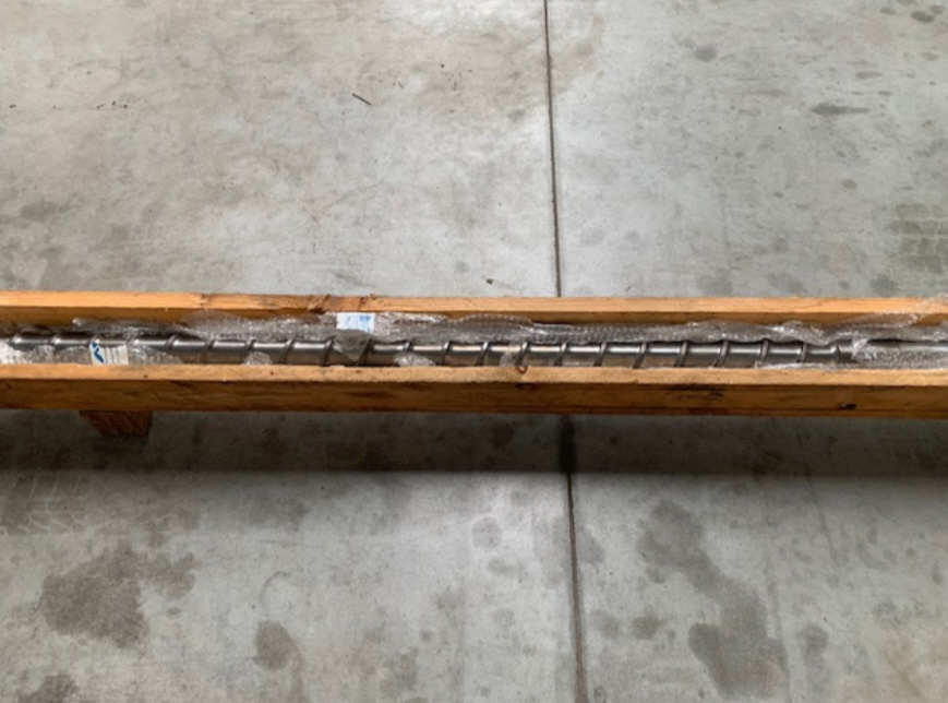 VIS NEUVE POUR ENGEL 300T