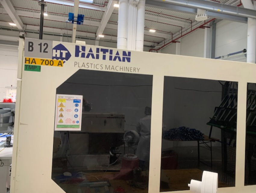 PRESSE A INJECTER HAITIAN 700T MA7000