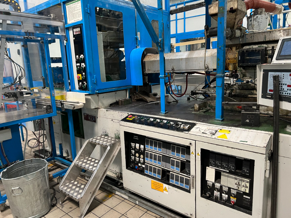 INJECTION SOUFFLAGE bi-orienté NISSEI ASB 250EX H II