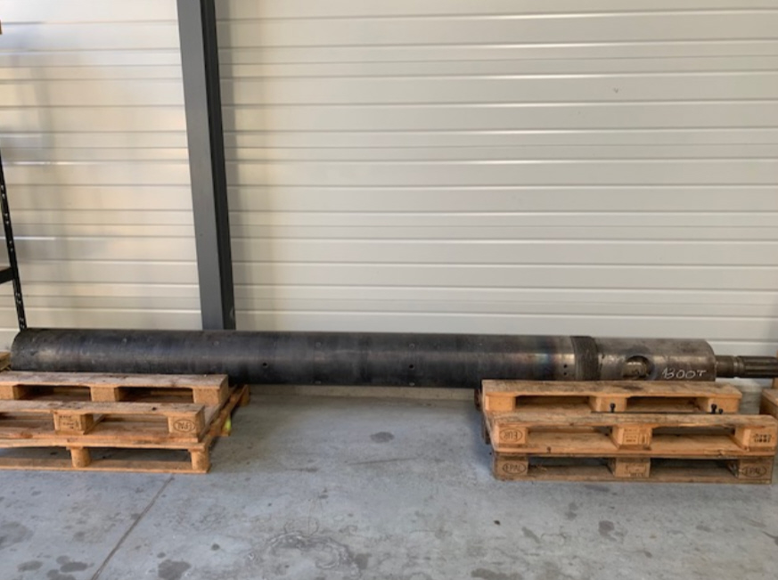 VIS FOURREAU Diam 110mm POUR SANDRETTO 1300T S7