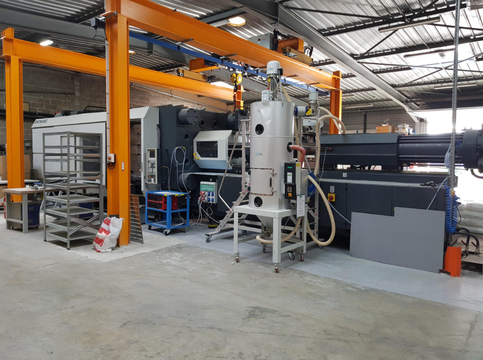 Presse à injecter DEMAG D1300-8000