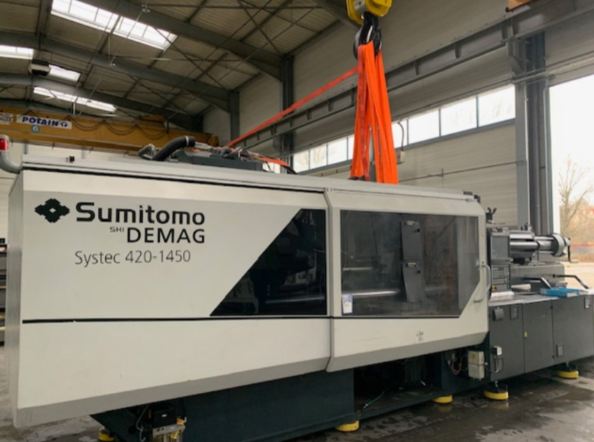 Presse à injecter DEMAG 420T SYSTEC 820 1450
