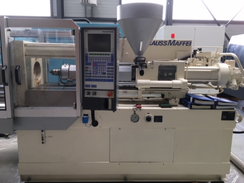 Presse à injecter KRAUSS MAFFEI 80T 80 – 390 C1