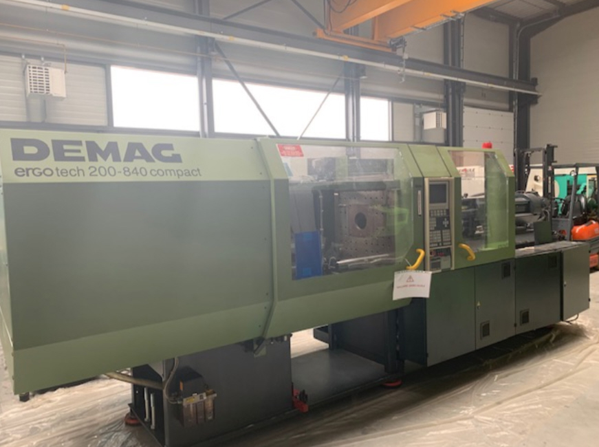 Presse à injecter DEMAG 200T COMPACT 2000 – 840